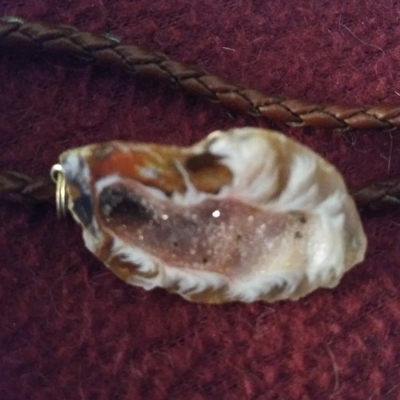 **SALE, SALE** Natural Light Brown & Gray Agate Necklace - Picture 12 of 12